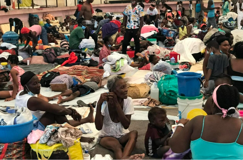 Les étrangers piégés dans un Haïti déchiré par la violence attendent désespérément une issue