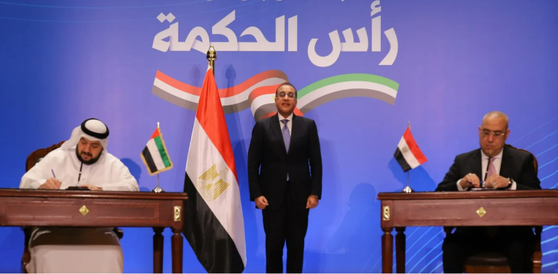 مصر والإمارات توقعان صفقة استثمار صخمة لتطوير "رأس الحكمة"